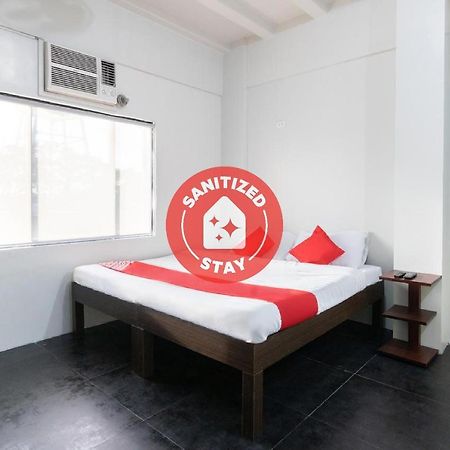 Oyo 136 Regal Residences Quezon City Eksteriør billede