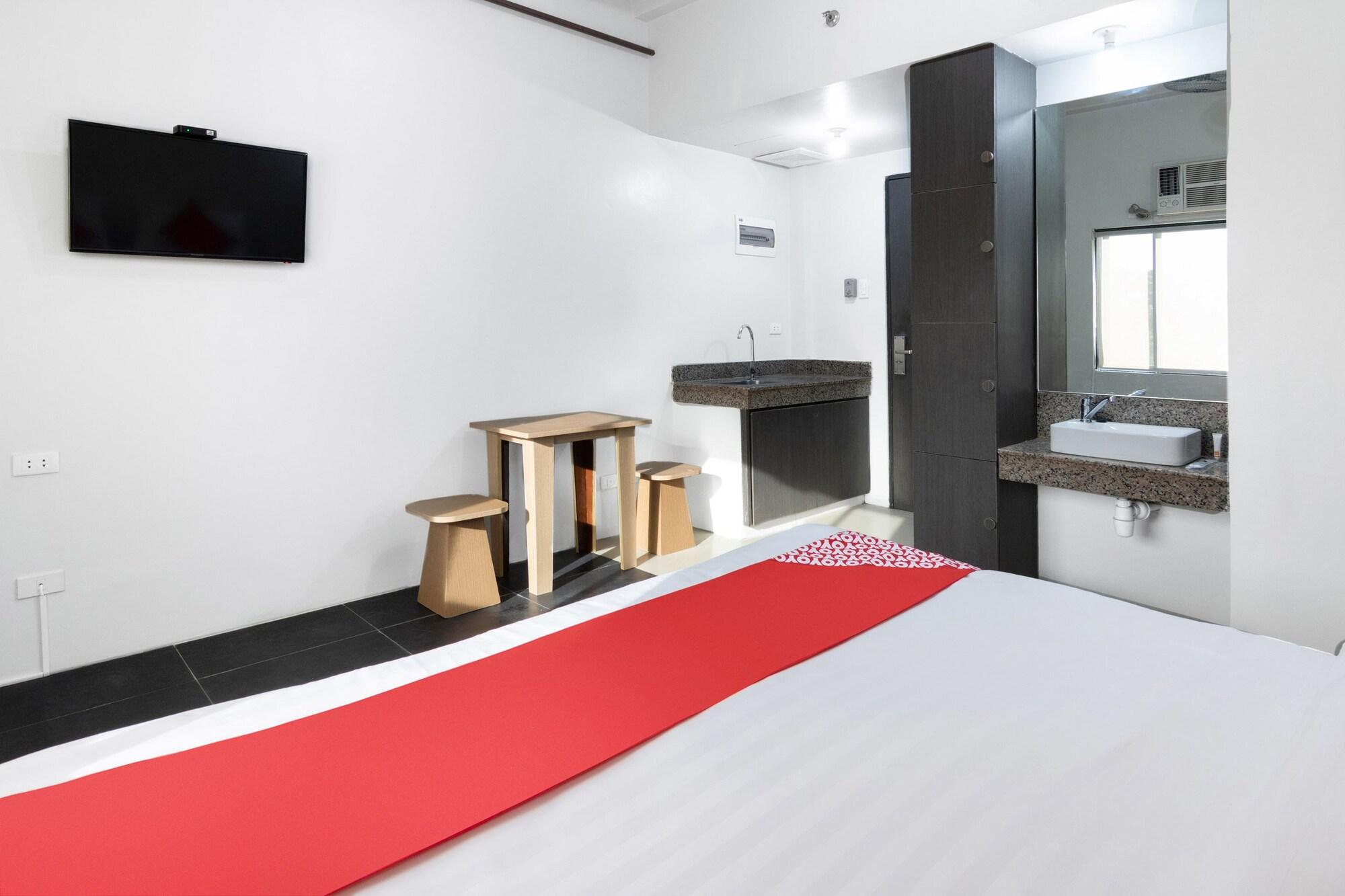 Oyo 136 Regal Residences Quezon City Eksteriør billede